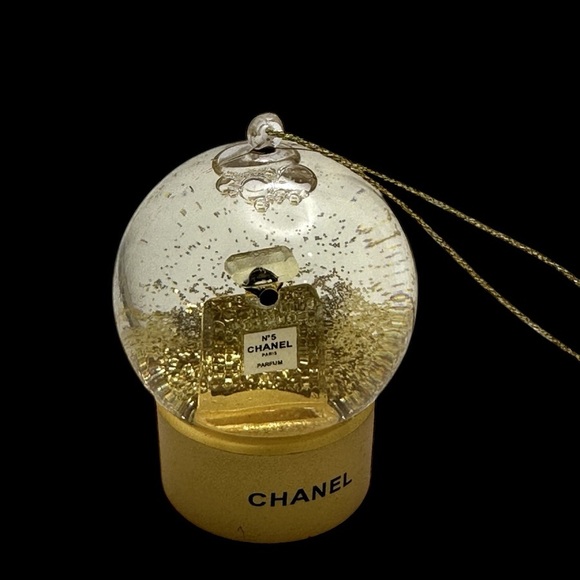 NIB CHANEL Snow Globe Ornament - Picture 3 of 4